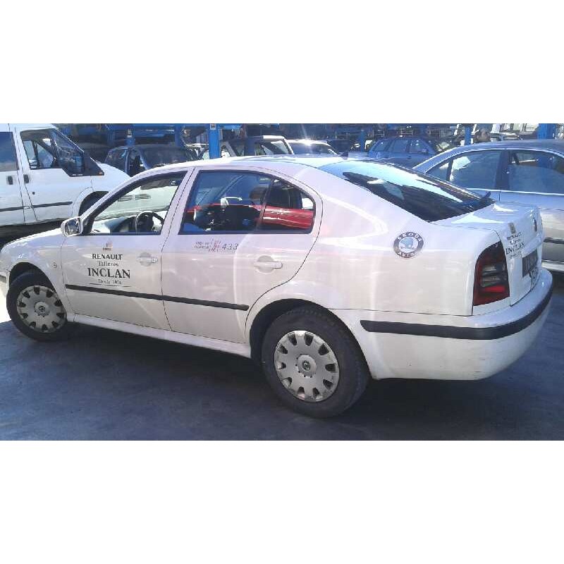 skoda octavia combi (1u5) del año 2005