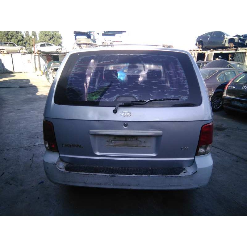 kia carnival ii del año 2002
