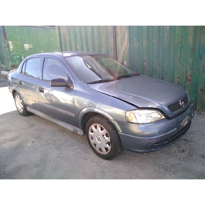 opel astra g berlina del año 1999
