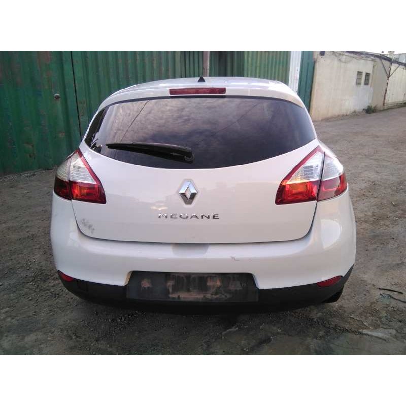 renault megane iii berlina 5 p del año 2011