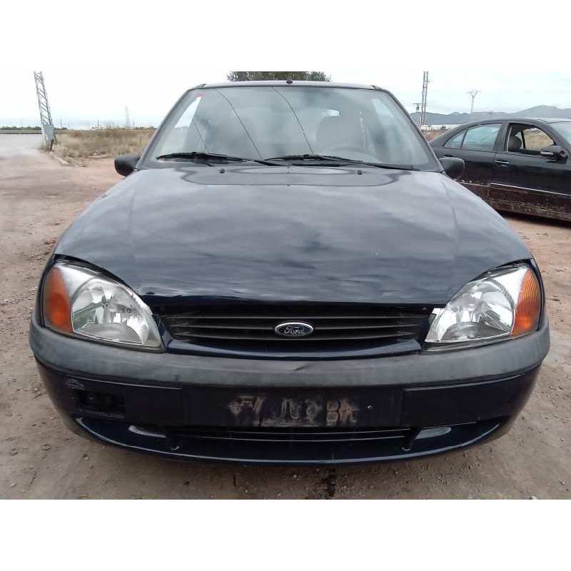 ford fiesta berlina (dx) del año 2000