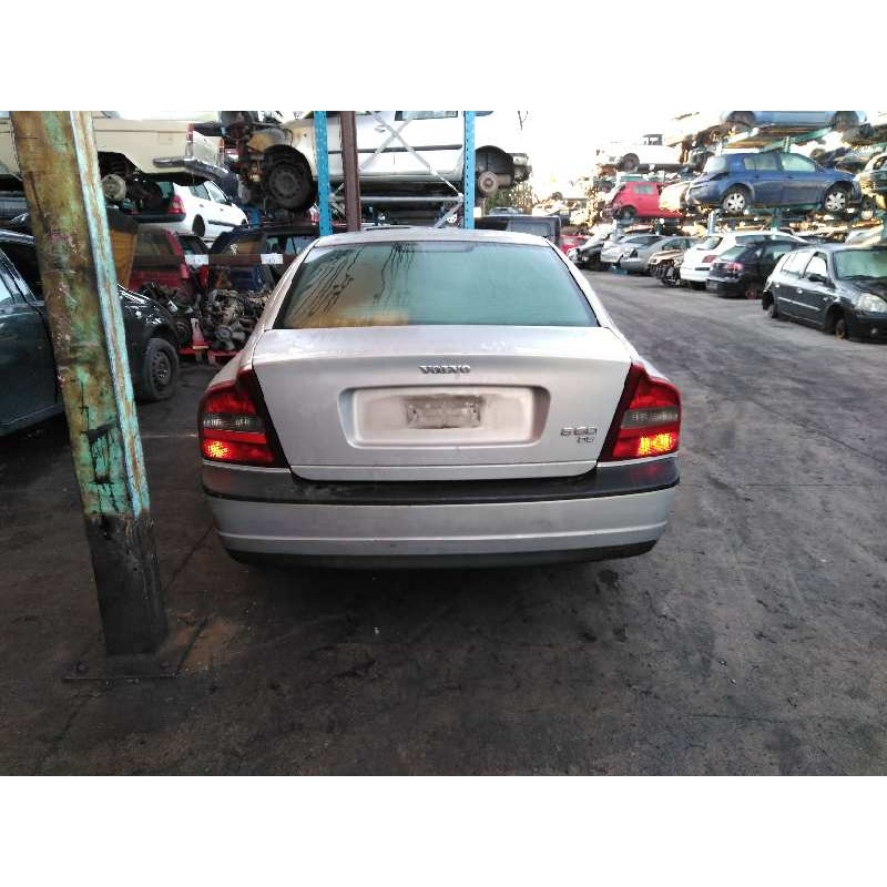 volvo s80 berlina del año 2003