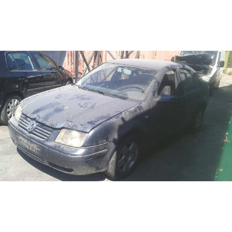 volkswagen bora berlina (1j2) del año 2001