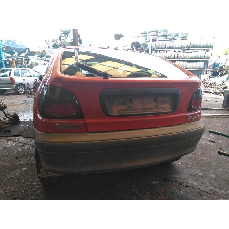 renault megane i berlina hatchback (ba0) del año 1997