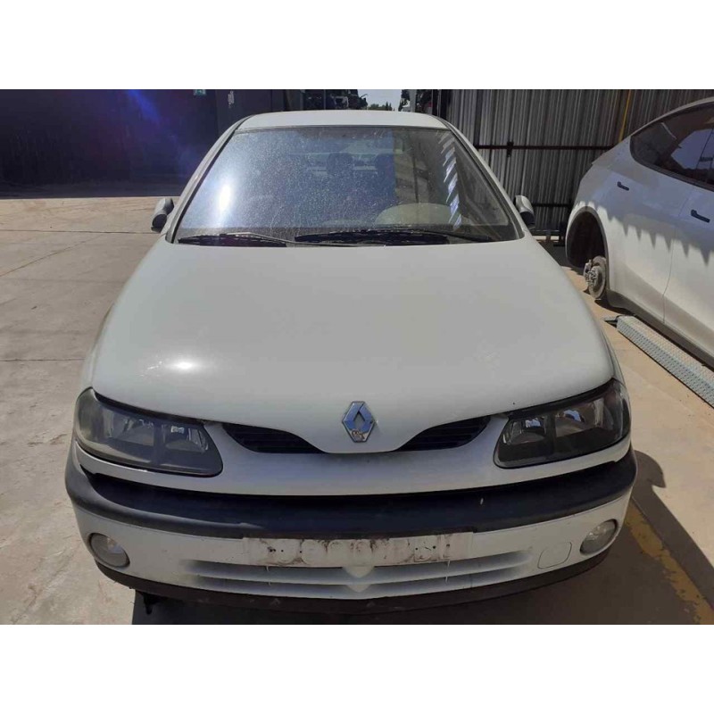 renault laguna (b56) del año 2000