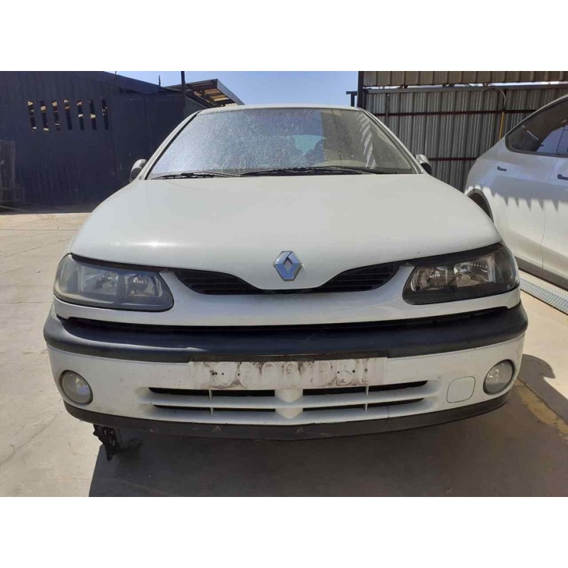 renault laguna (b56) del año 2000