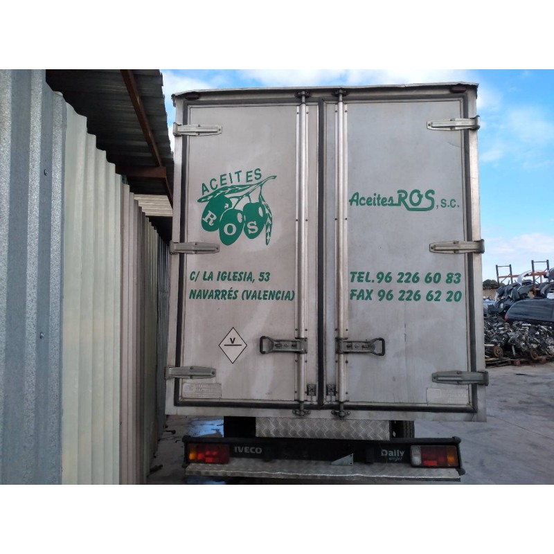 iveco daily caja abierta / volquete del año 2001
