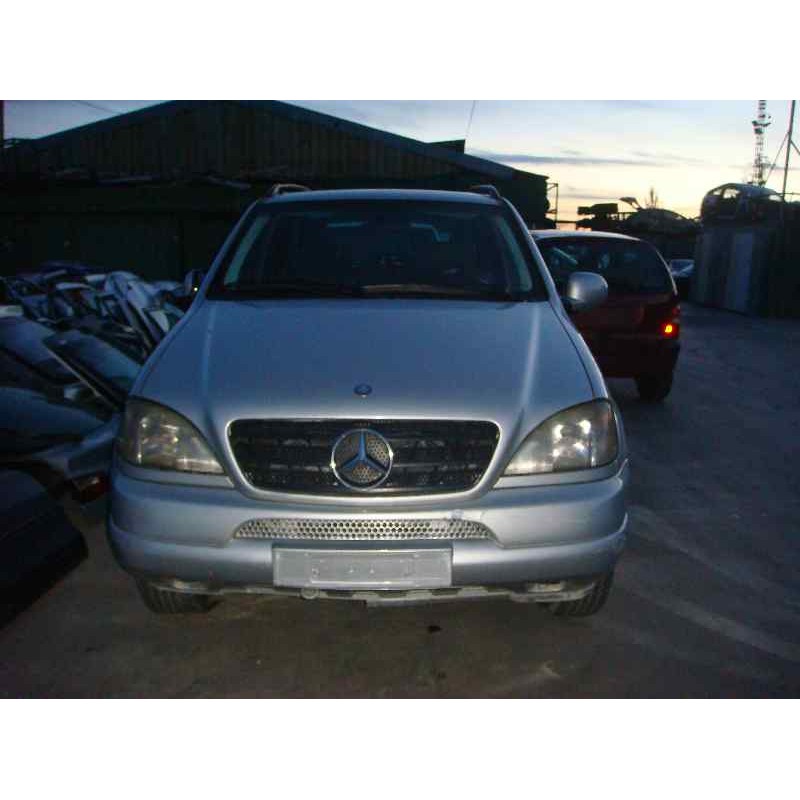 mercedes-benz clase m (w163) del año 1998