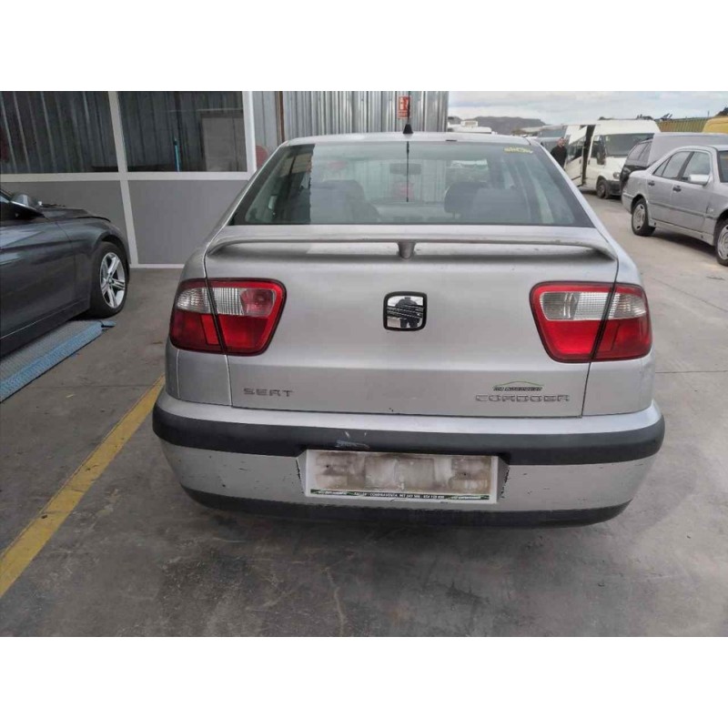 seat cordoba berlina (6k2) del año 2001