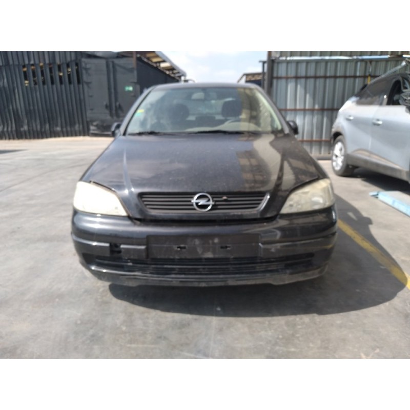 opel astra g berlina del año 2001