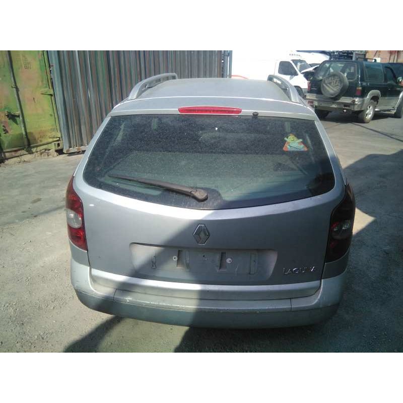 renault laguna ii grandtour (kg0) del año 2004