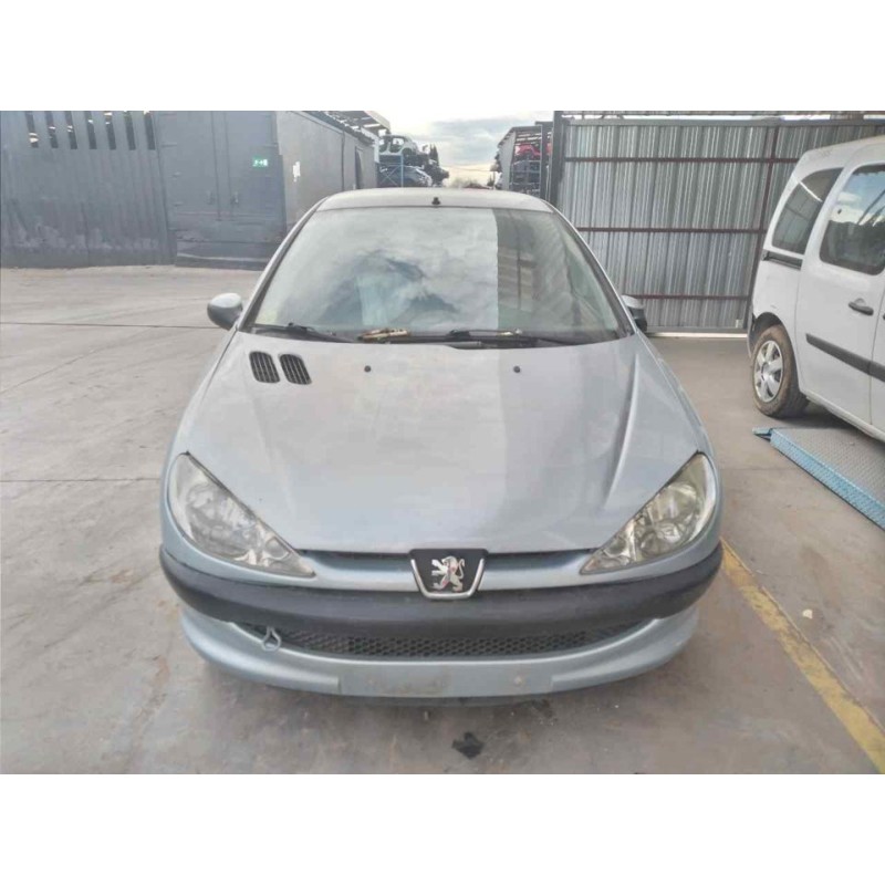 peugeot 206 berlina del año 2004