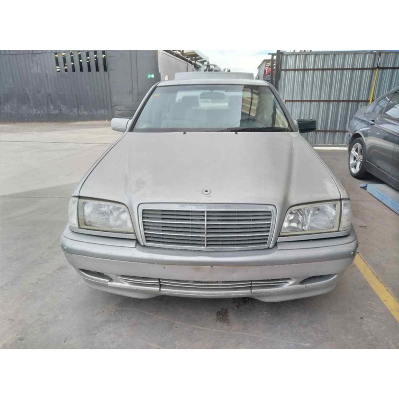 mercedes-benz clase c (w202) berlina del año 1997