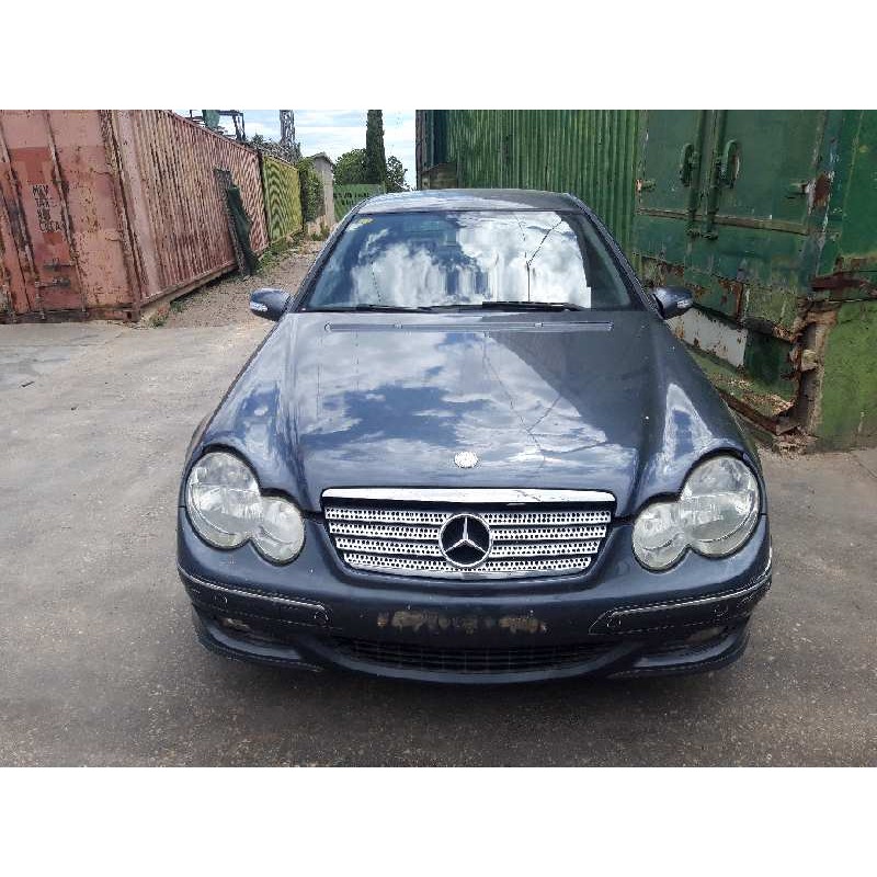 mercedes-benz clase c (w203) sportcoupe del año 2005