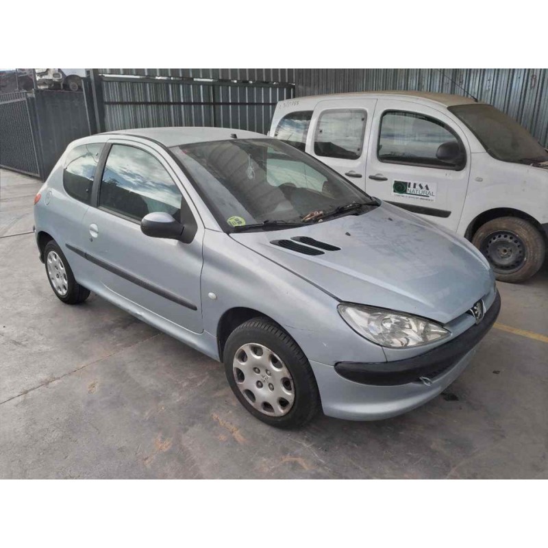 peugeot 206 berlina del año 2004