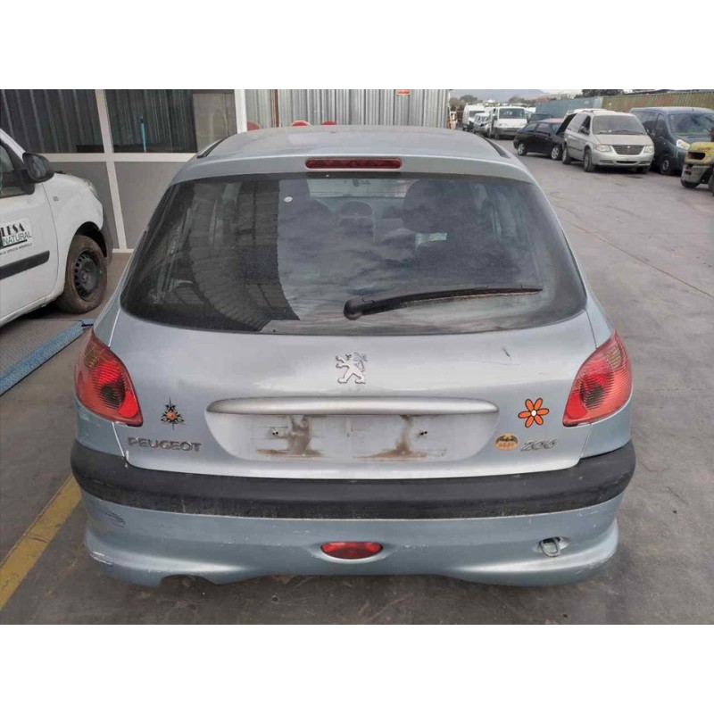 peugeot 206 berlina del año 2004
