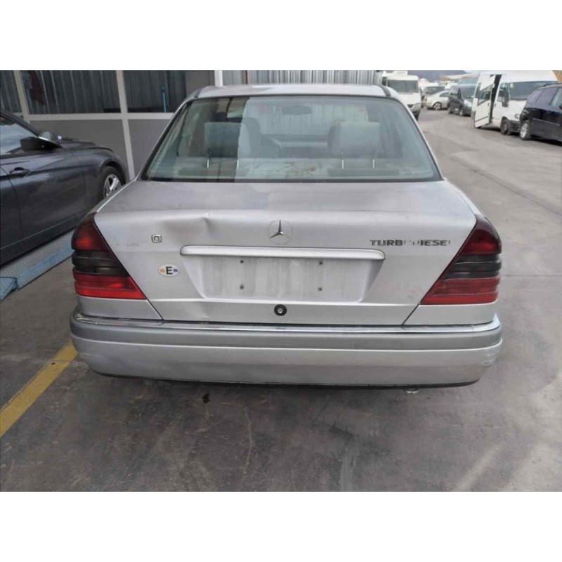 mercedes-benz clase c (w202) berlina del año 1997