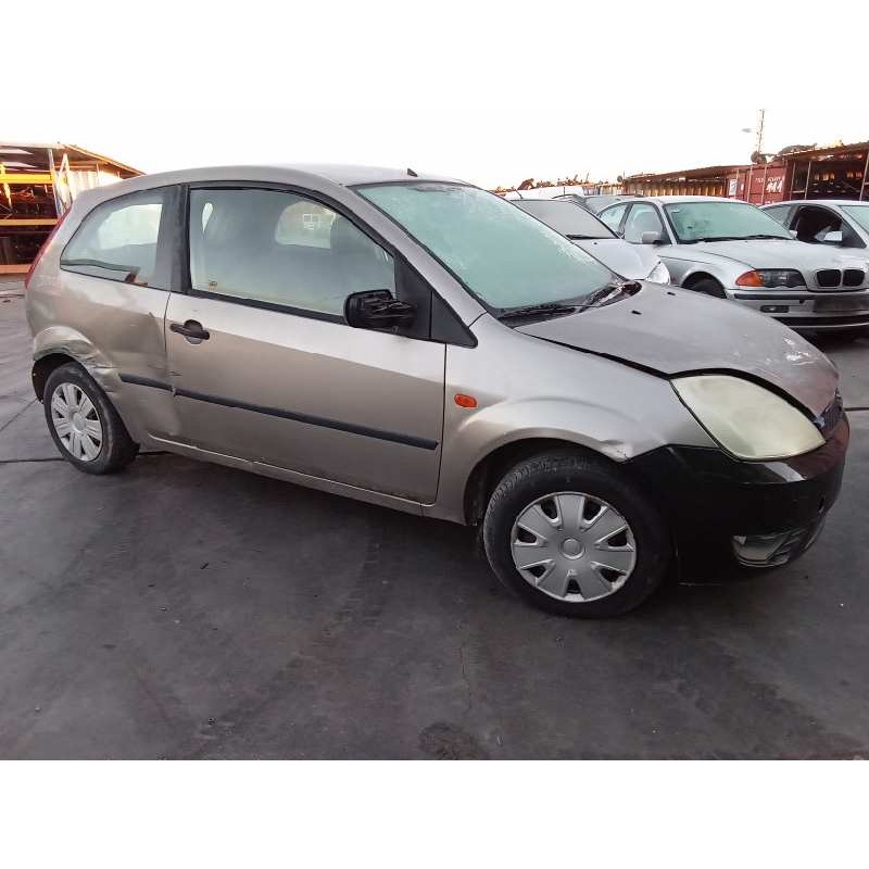 ford fiesta (cbk) del año 2004
