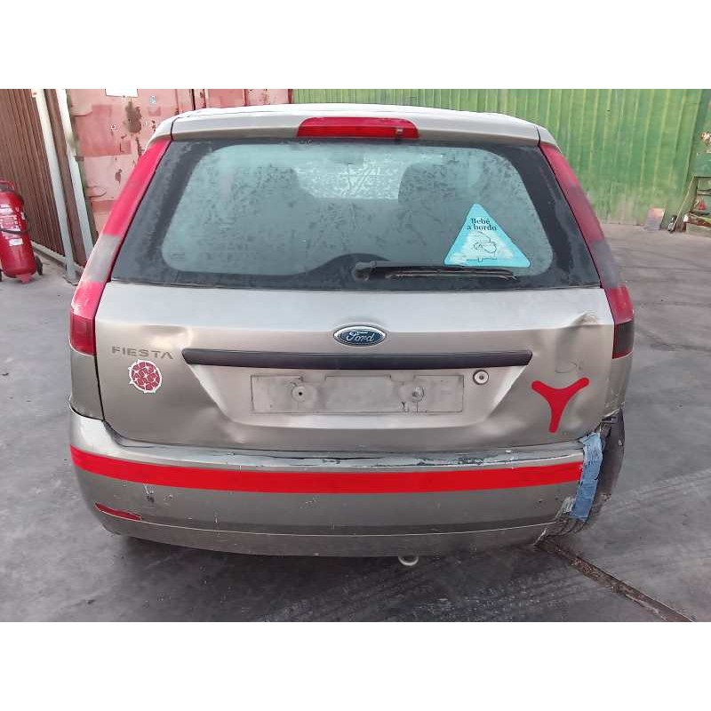 ford fiesta (cbk) del año 2004