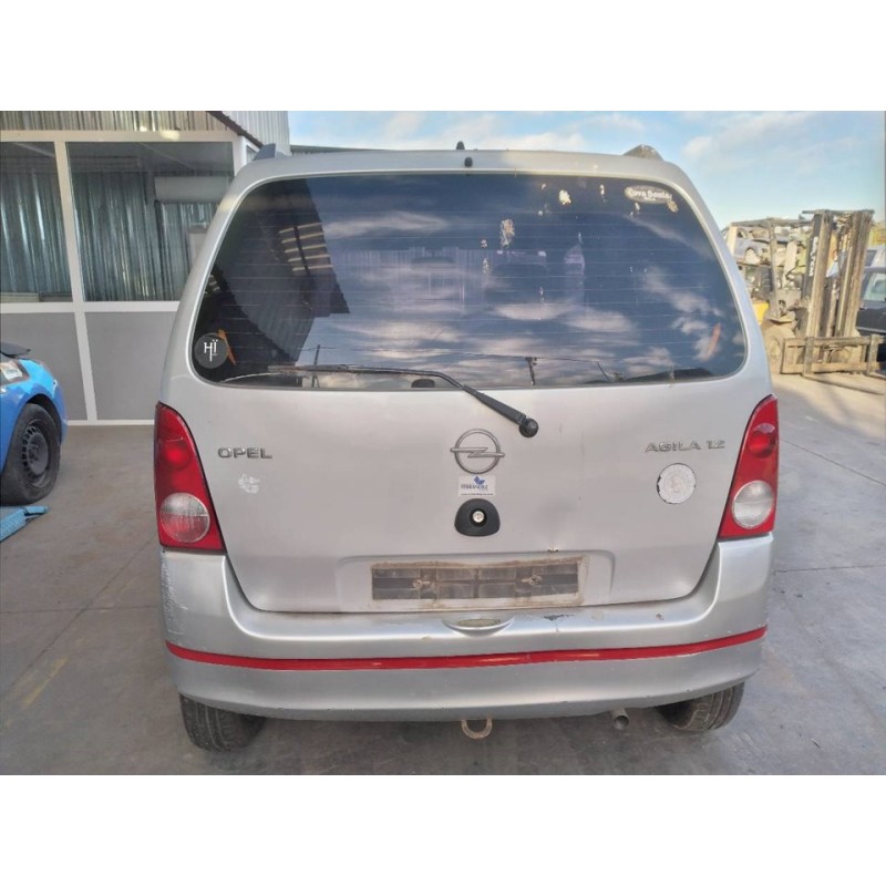 opel agila del año 2002