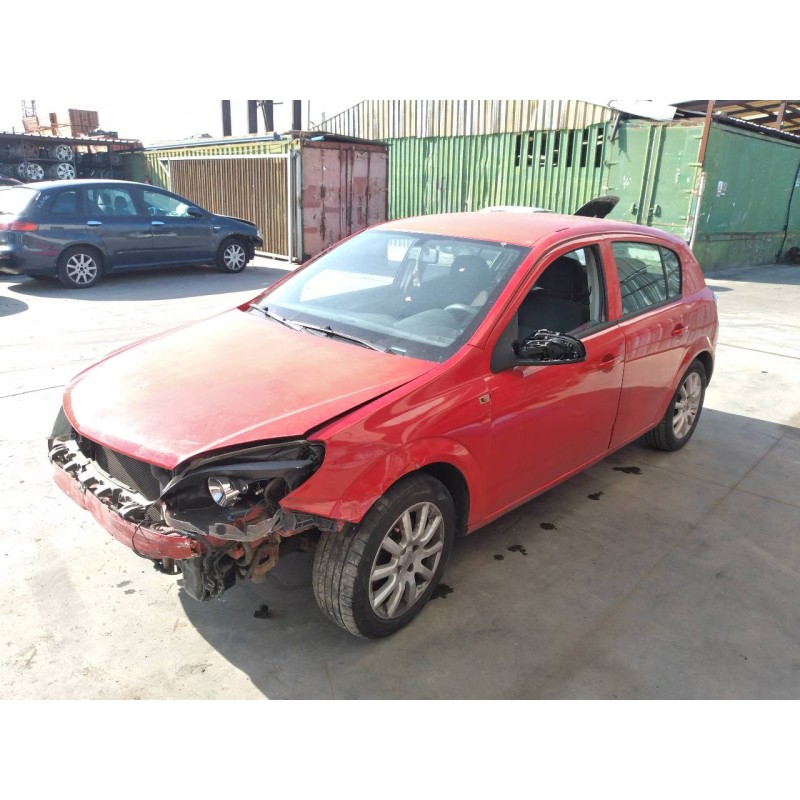 opel astra h berlina del año 2004