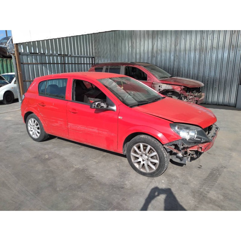 opel astra h berlina del año 2004