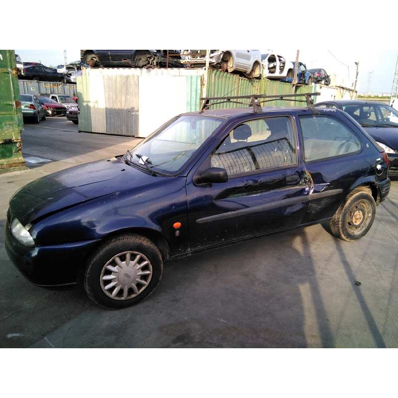ford fiesta berlina del año 1998