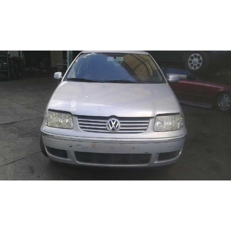 volkswagen polo berlina (6n2) del año 2000