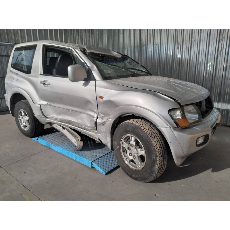 mitsubishi montero (v60/v70) del año 2002