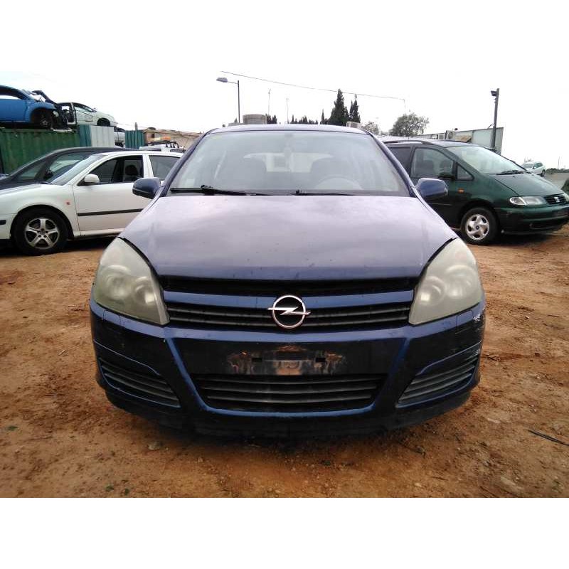 opel astra h berlina del año 2004