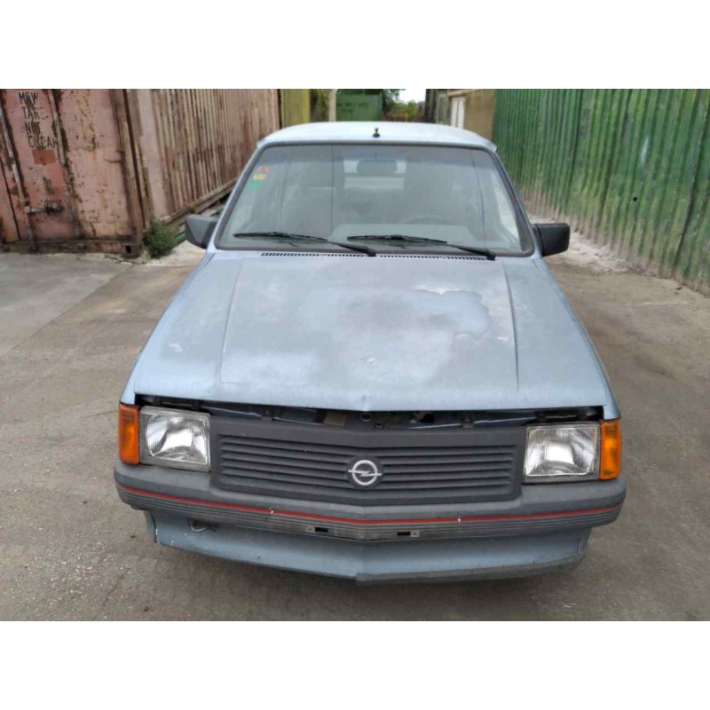 opel corsa a del año 1989
