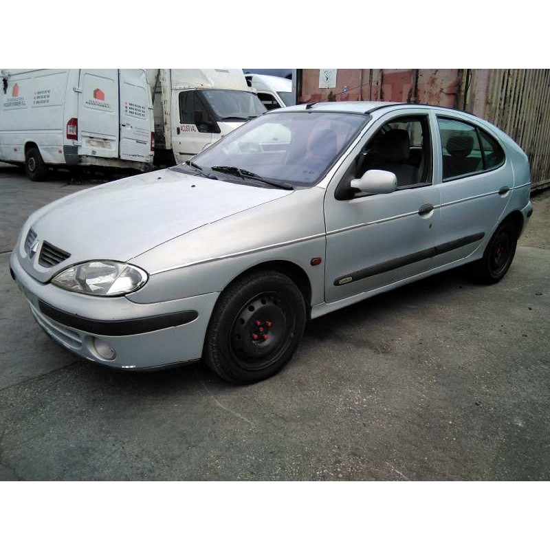 renault megane i fase 2 berlina (ba0) del año 2001