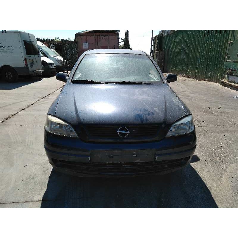 opel astra g berlina del año 2001