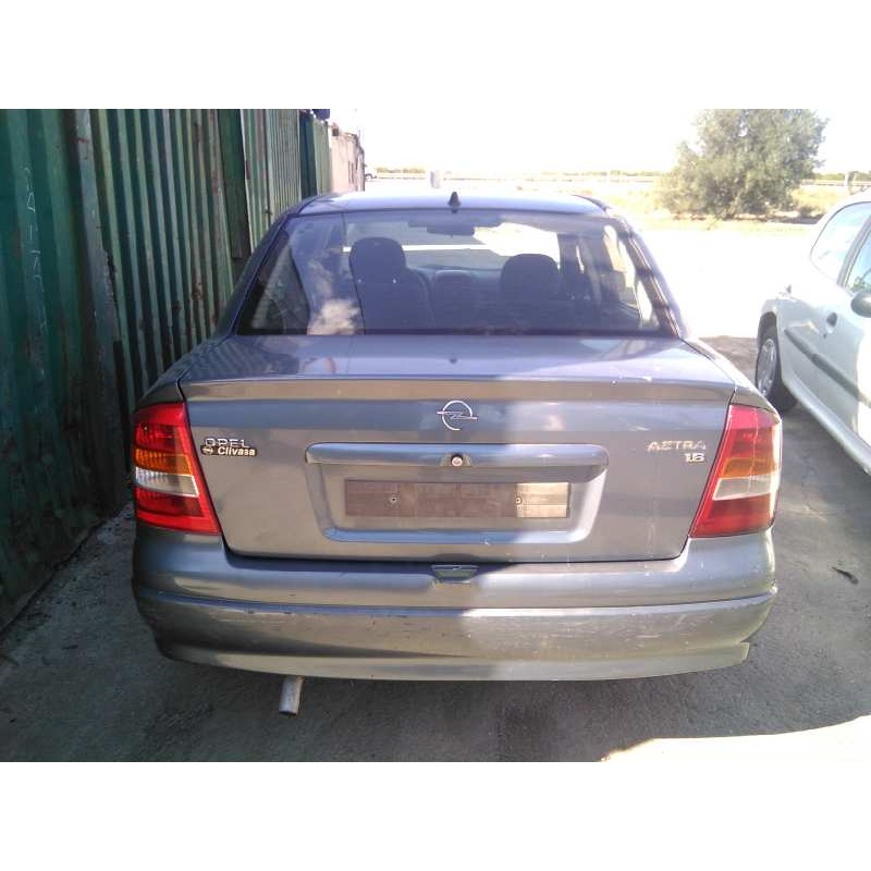 opel astra g berlina del año 1999