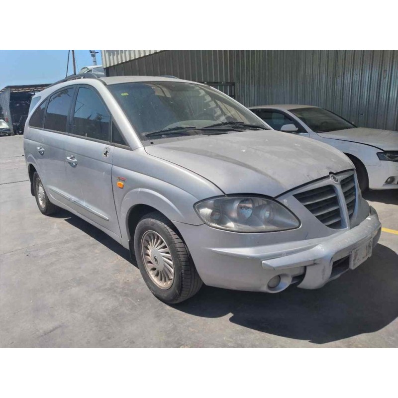 ssangyong rodius del año 2005