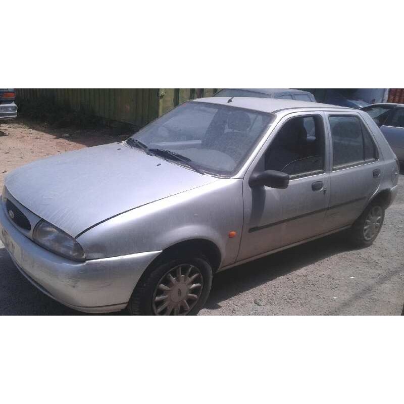 ford fiesta berlina del año 1997