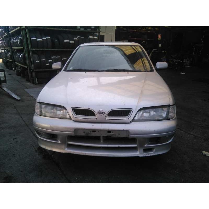 nissan primera berlina (p11) del año 1997