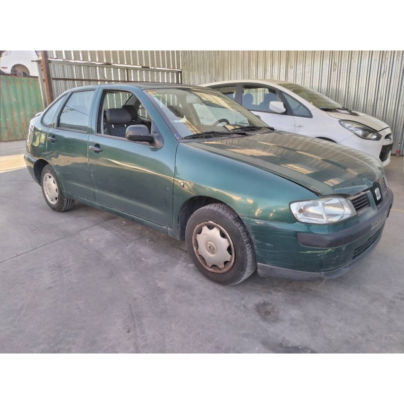 seat cordoba berlina (6k2) del año 2001