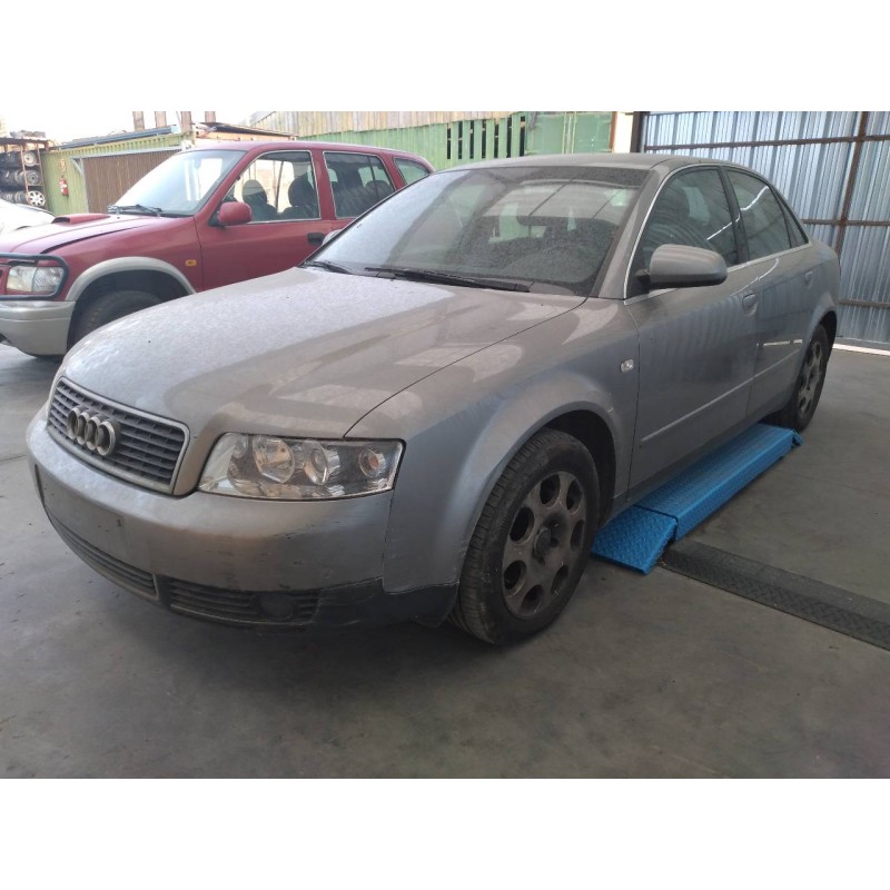 audi a4 berlina (8e) del año 2004