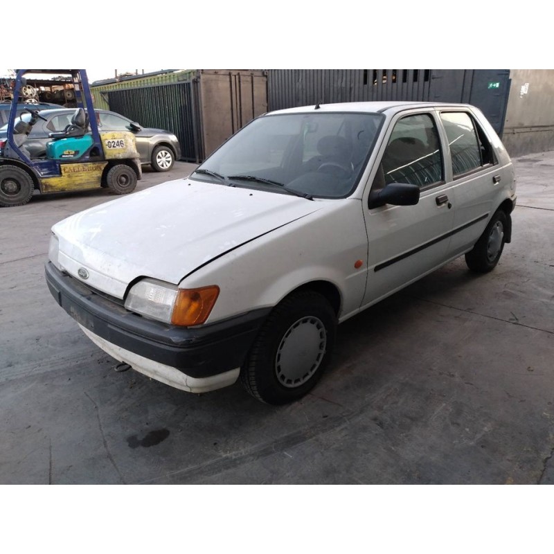 ford fiesta berl./courier del año 1996