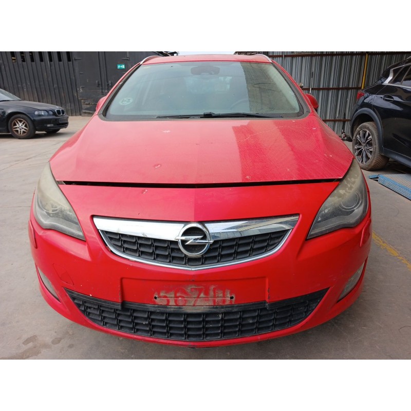 opel astra j sports tourer (p10) del año 2011