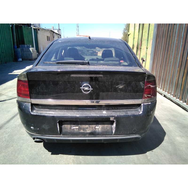 opel vectra c berlina del año 2005