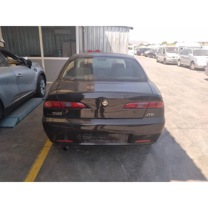 alfa romeo 156 del año 2004