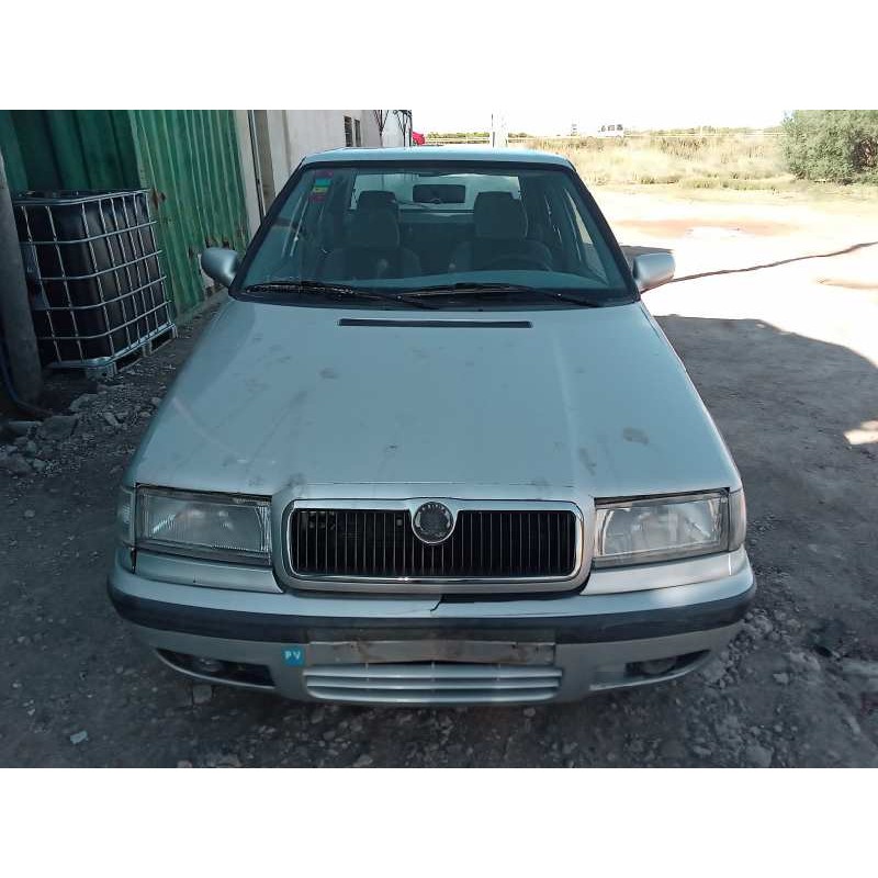 skoda felicia berlina ( 791) del año 1999