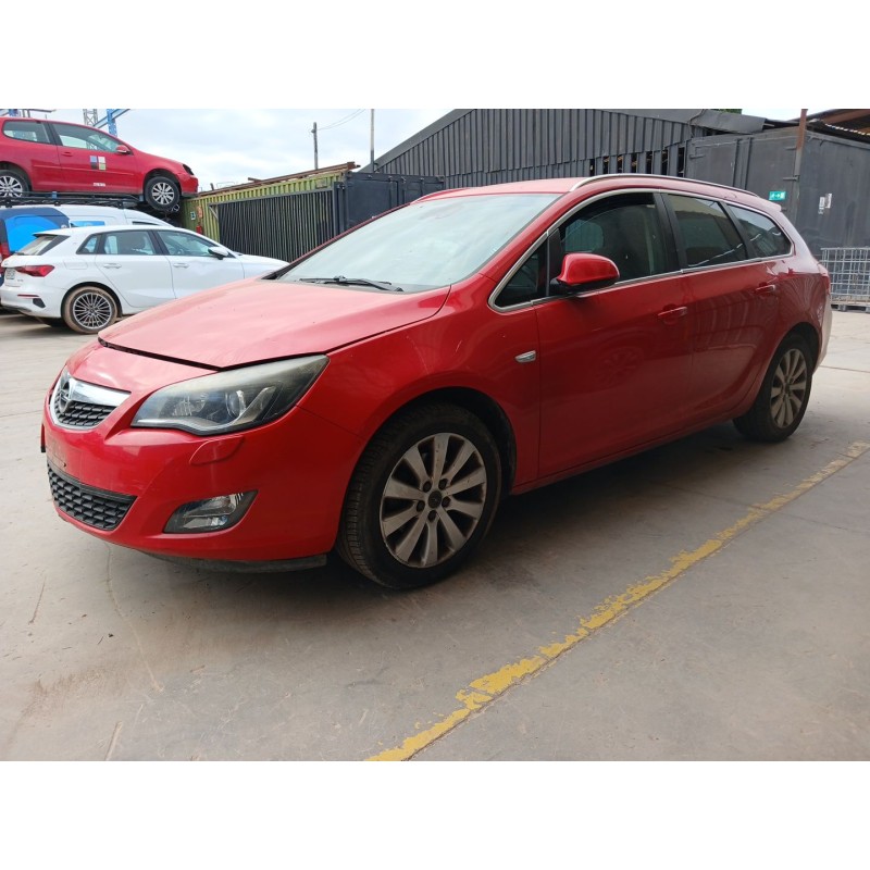 opel astra j sports tourer (p10) del año 2011