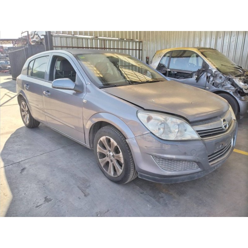opel astra h berlina del año 2007