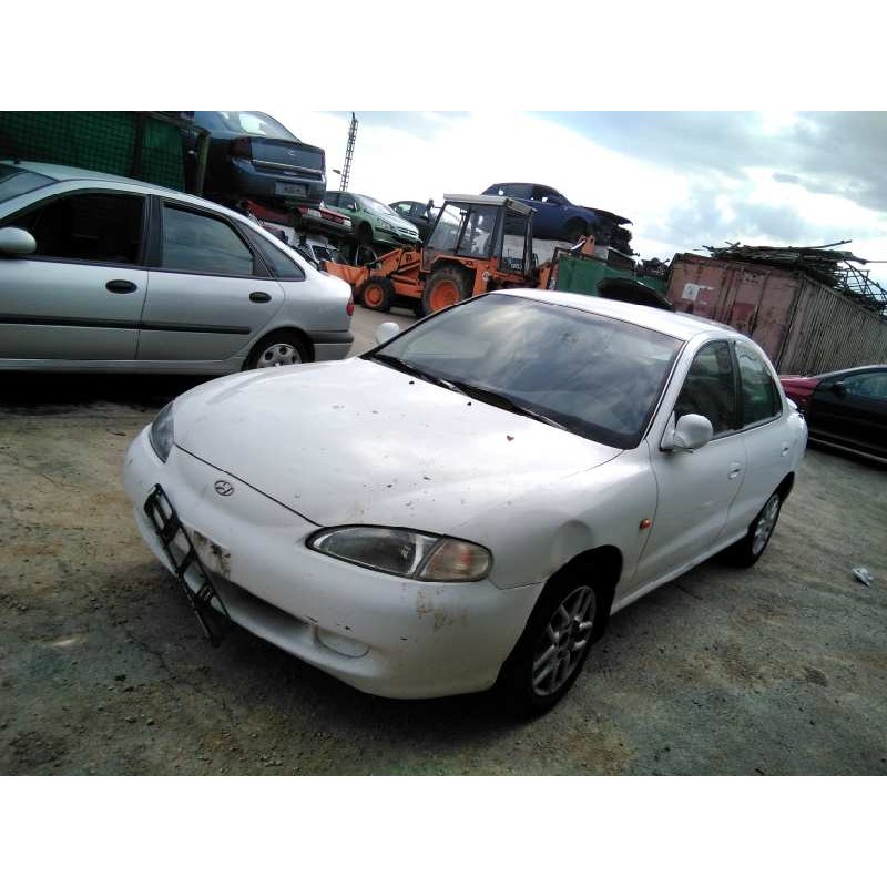 hyundai lantra berlina (rd) del año 1996