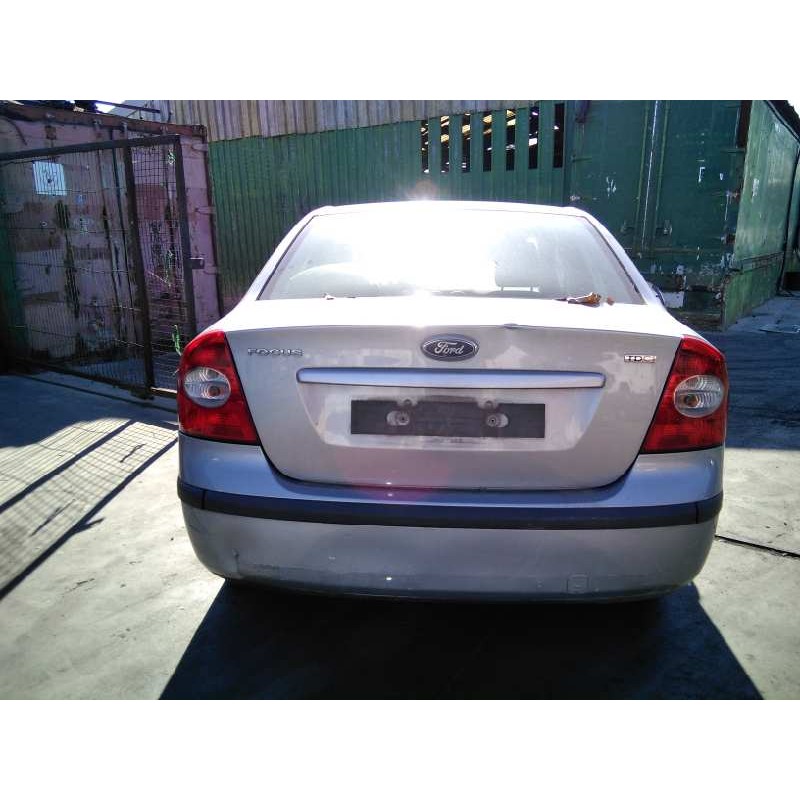 ford focus berlina (cap) del año 2005