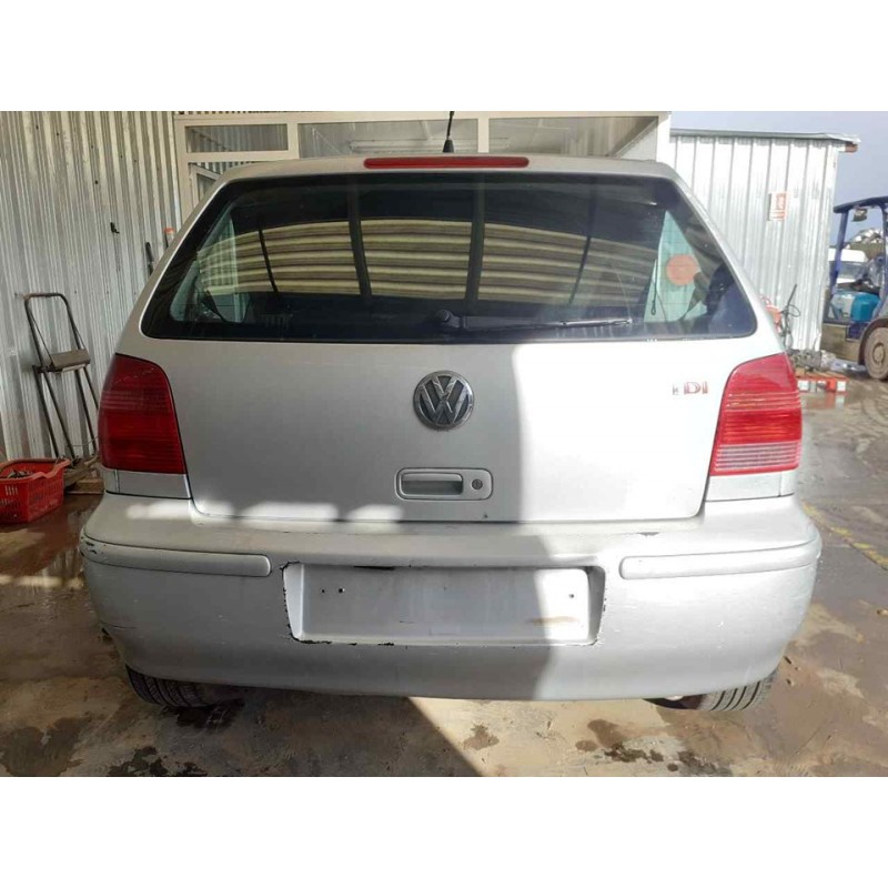 volkswagen polo berlina (6n2) del año 2001