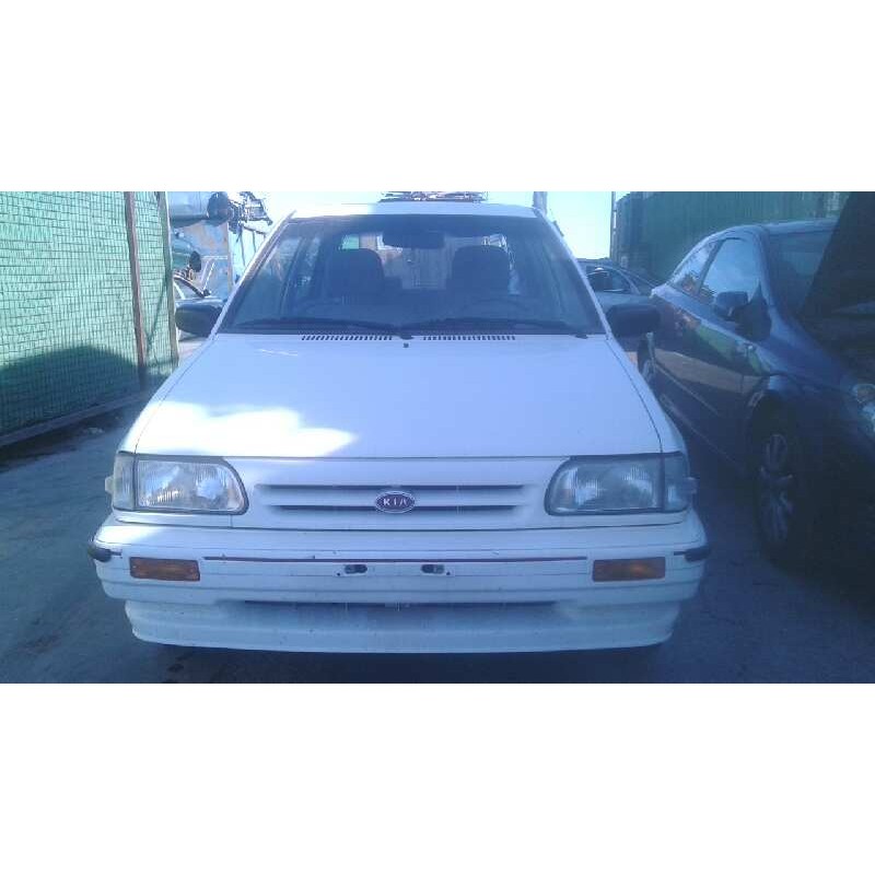 kia pride del año 2000